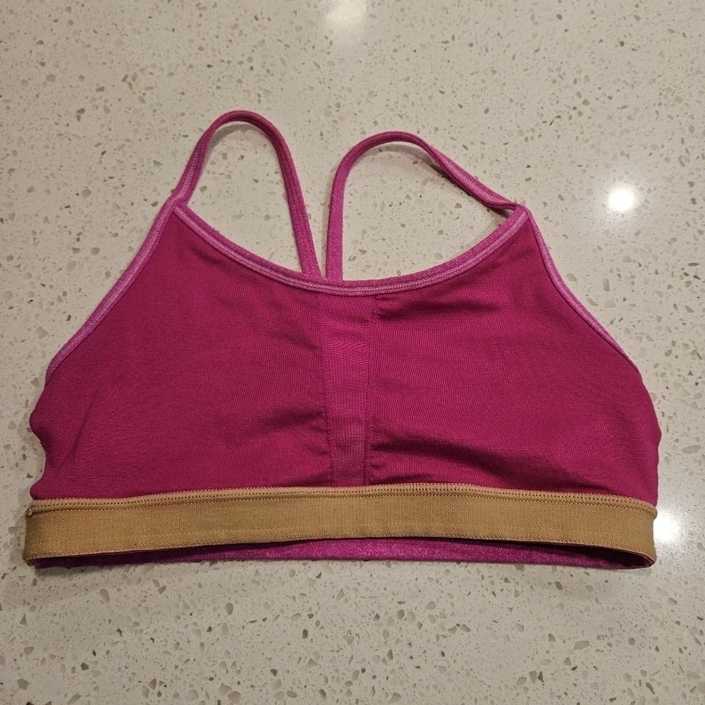 Lululemon Flow Y Bra IV, size 4 Pink Sports Racerback Bra Athletic Sportsbra